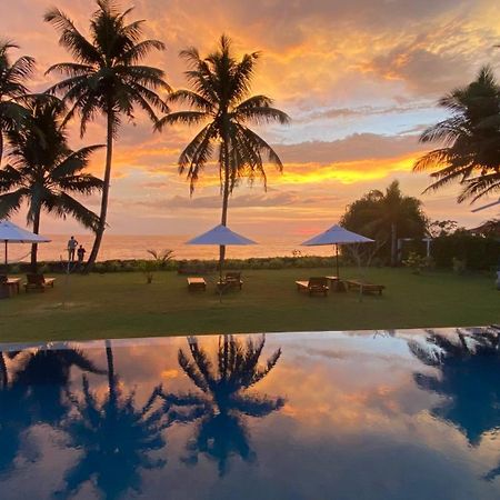 Sea Star Boutique Hotel Хиккадува Экстерьер фото